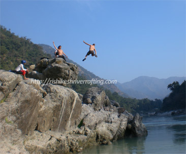 Cliff jumping Rishikesh, Body Surfing Rishikesh, Rafting Activities India